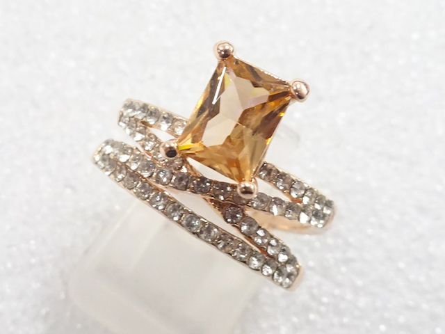 色石　指輪(15号)